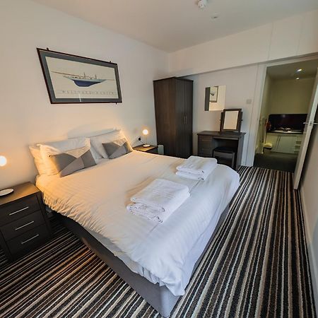 Bay & Harbour Holiday Apartments & Rooms Only Уестън сюпър Меър Екстериор снимка