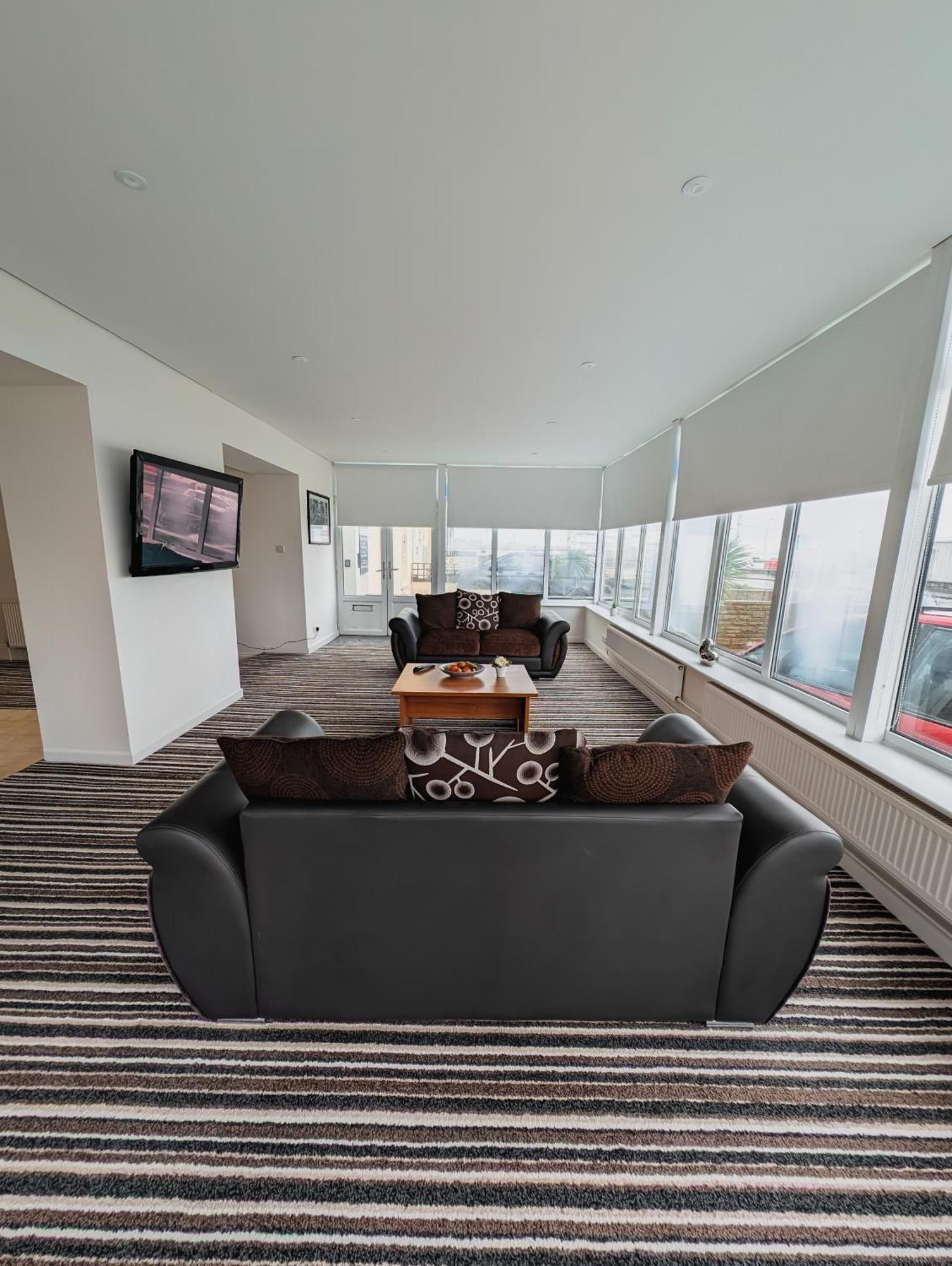 Bay & Harbour Holiday Apartments & Rooms Only Уестън сюпър Меър Екстериор снимка