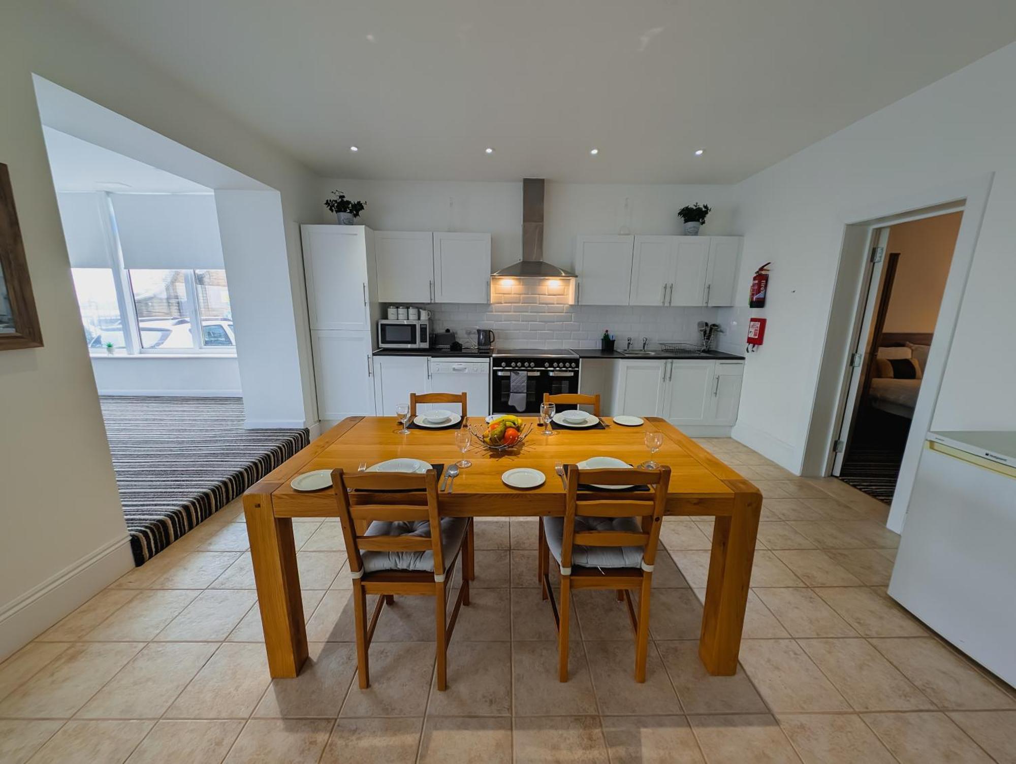 Bay & Harbour Holiday Apartments & Rooms Only Уестън сюпър Меър Екстериор снимка